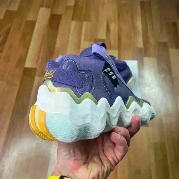 💰HUGE CLEARANCE SALE 💰 Adidas Exhibit B Candace Parker Mid Womens Shoes sz 7.5 - Picture 6 of 13